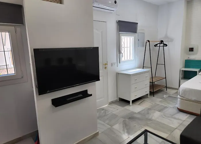 Allo Apartments \